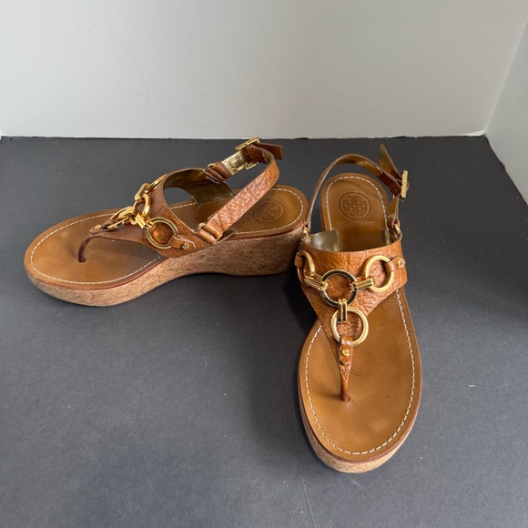 Tory Burch Gold Link Chain Thong Leather Sandals. Size 7.5M - Picture 6 of 12